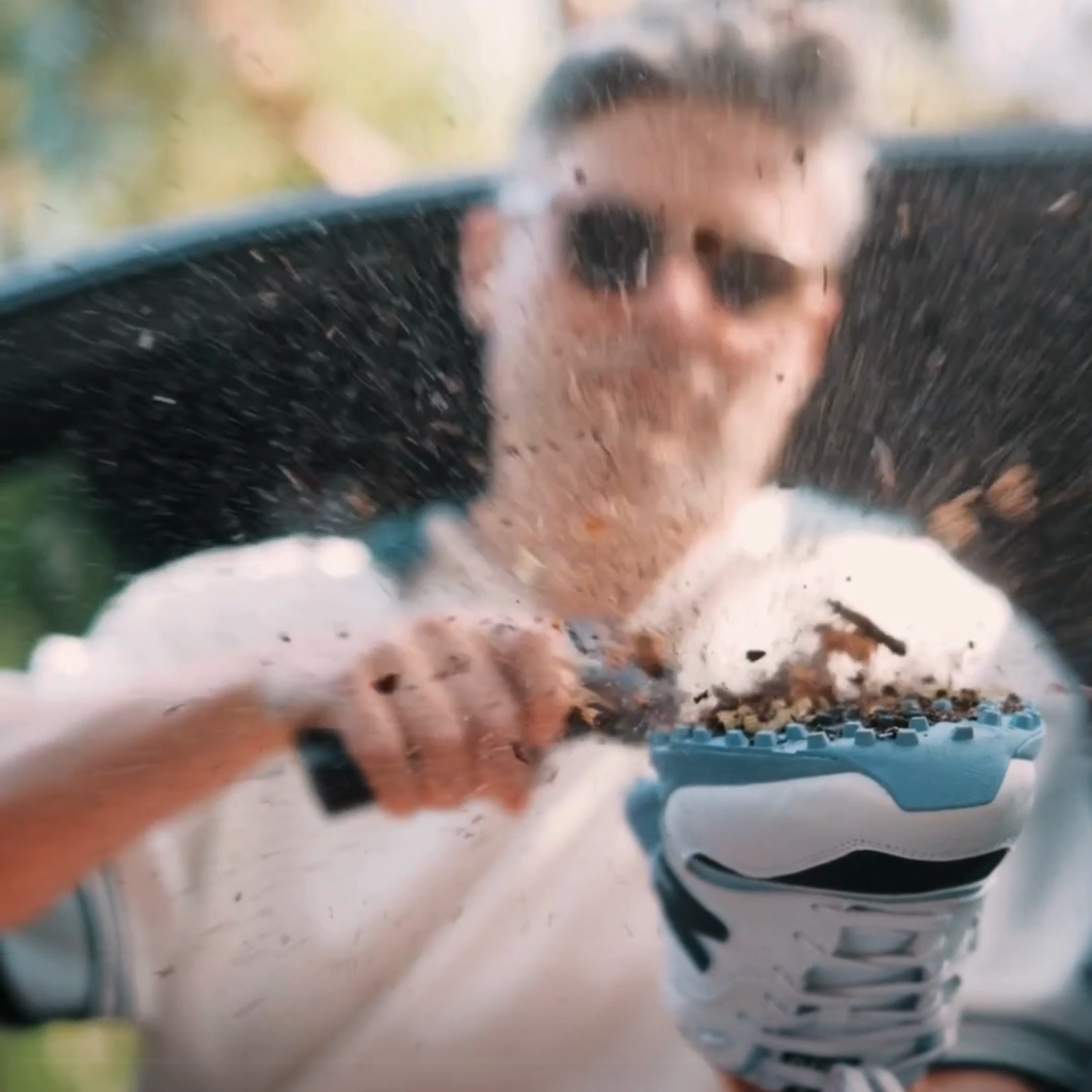 The Airblaster 2.0:Pocket Size Air Blower – Happy Puncher
